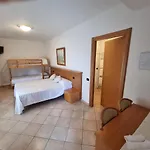 Lario Hotel 2*