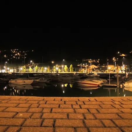 Lario Ξενοδοχείο